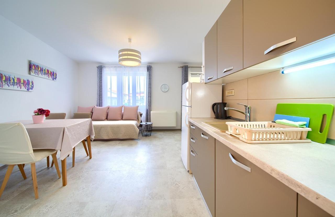 Apartmani Dal Malinska Zewnętrze zdjęcie