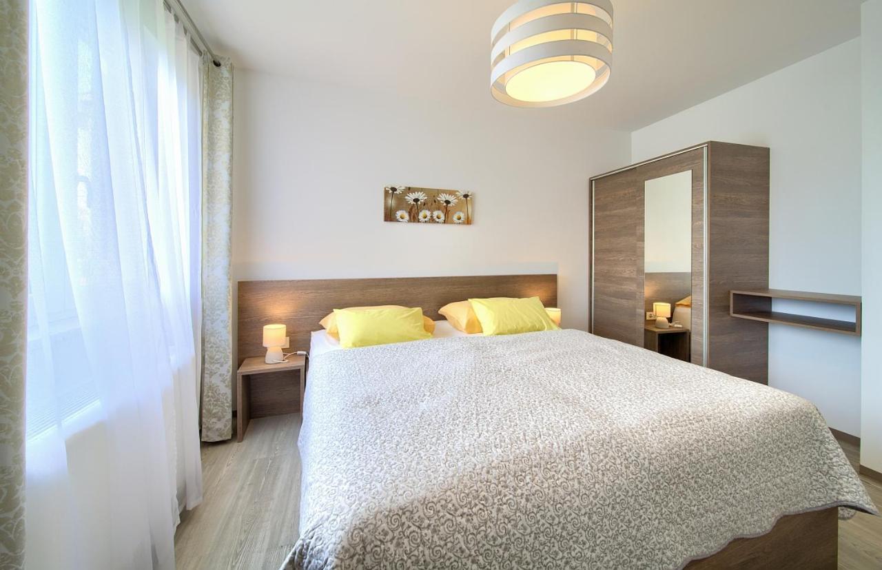 Apartmani Dal Malinska Zewnętrze zdjęcie