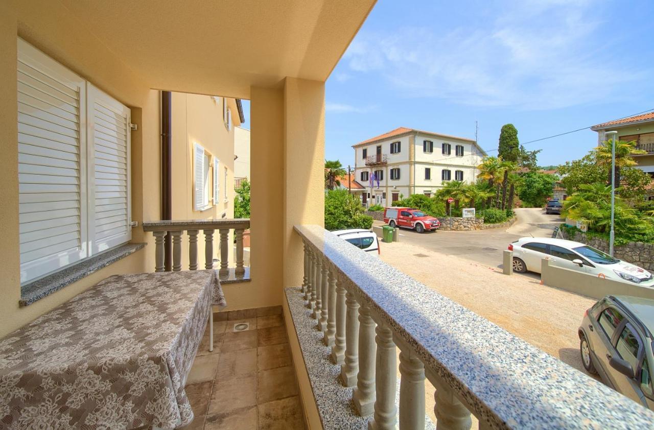 Apartmani Dal Malinska Zewnętrze zdjęcie